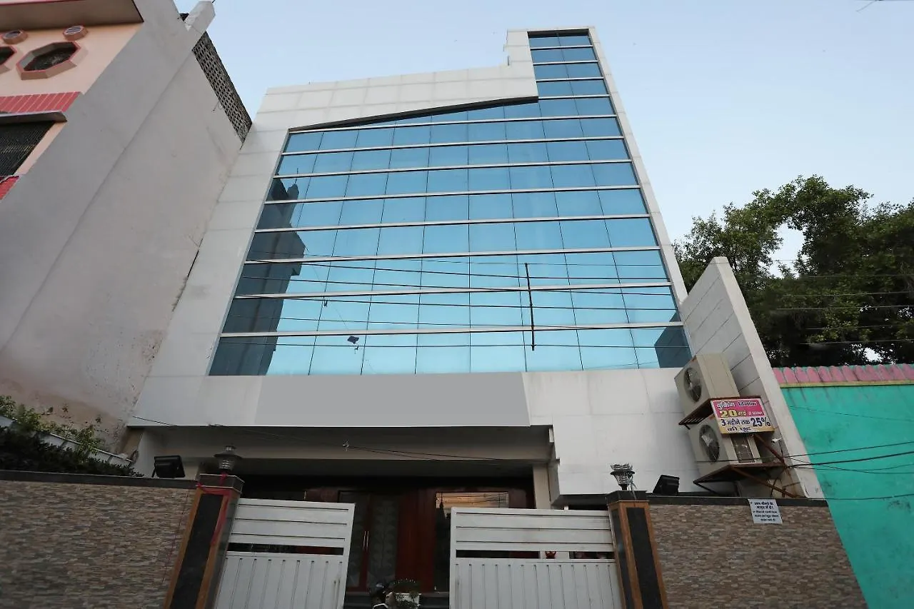 Hotel Oyo 19122 Mastana Palace Varanasi